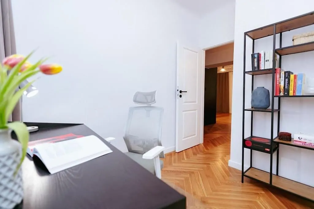 Modern, Cozy Apartment, Next To The Old Town! وارسو شقة